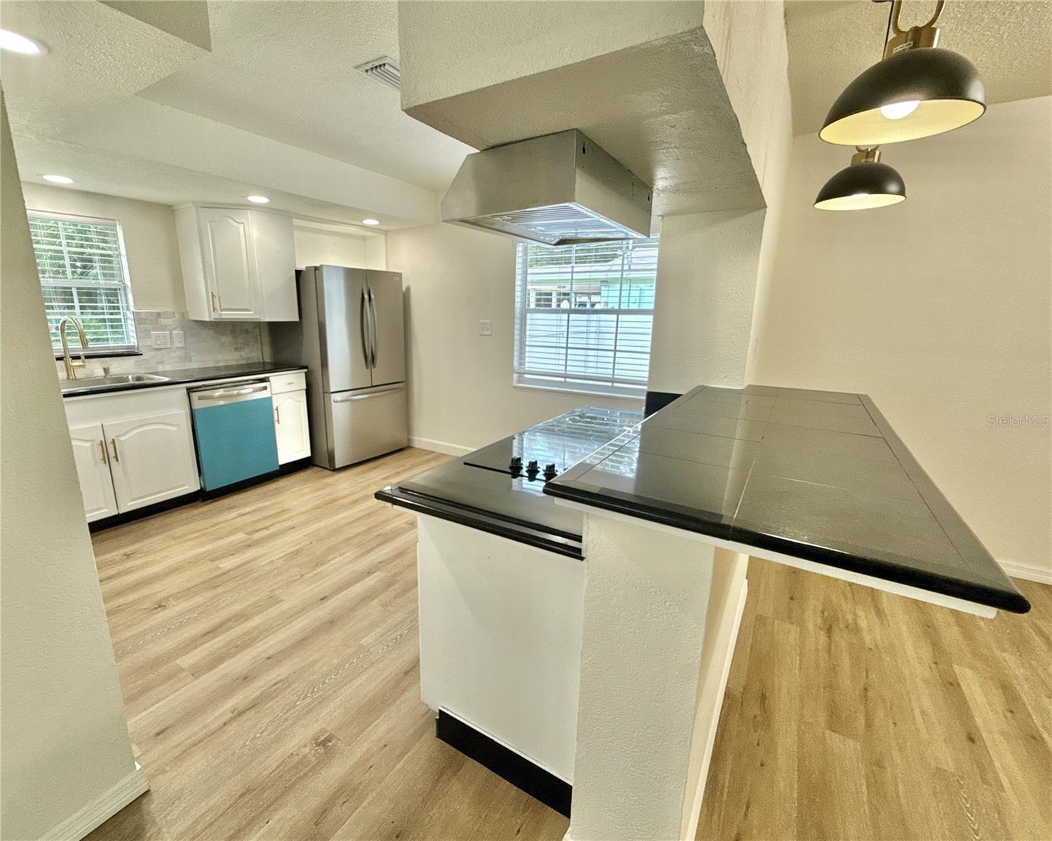 Image 10 of 40 For 6675 56th Avenue N