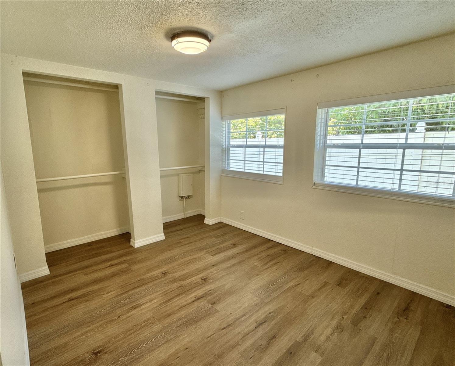 Image 19 of 40 For 6675 56th Avenue N