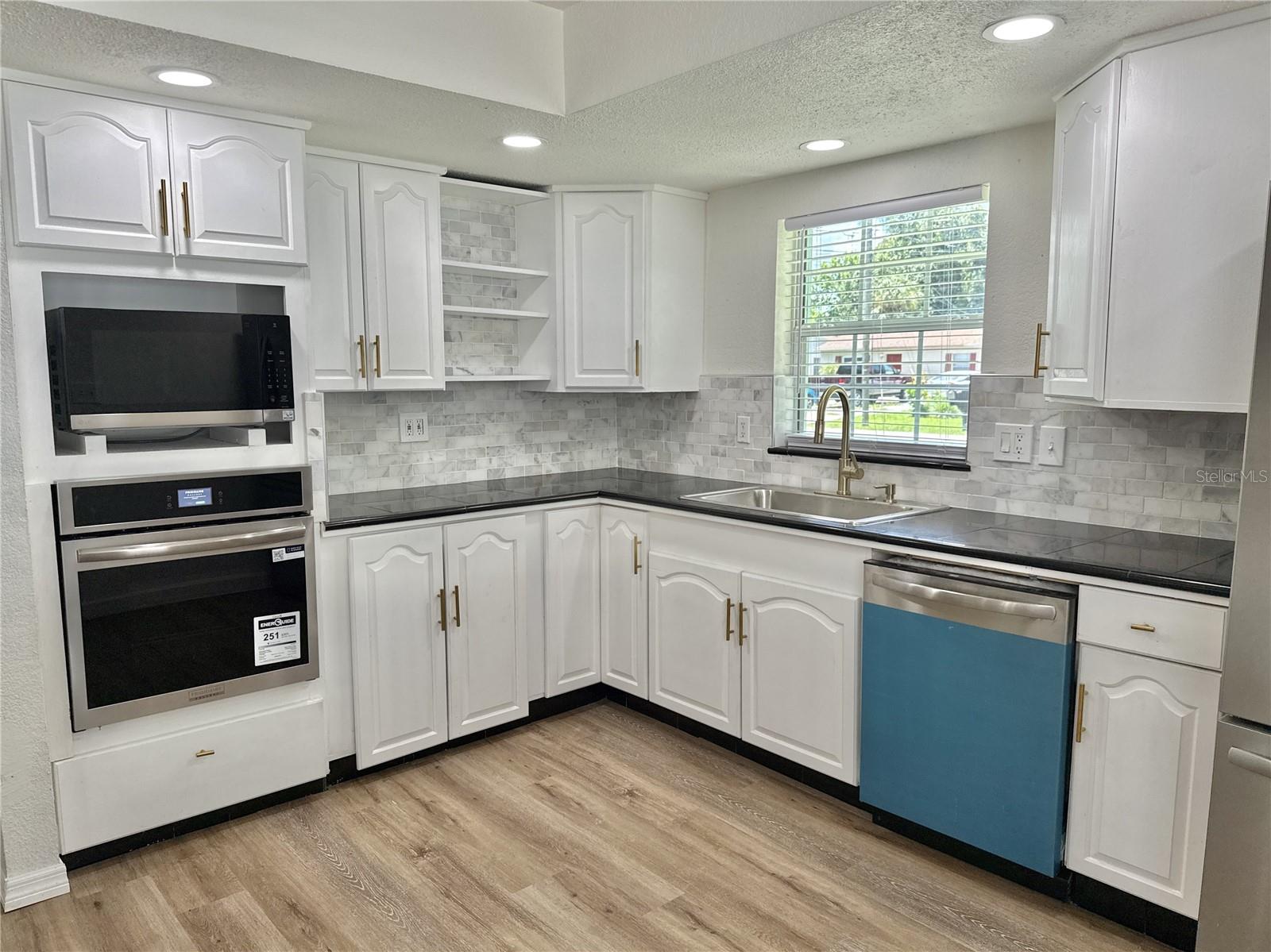 Image 6 of 40 For 6675 56th Avenue N