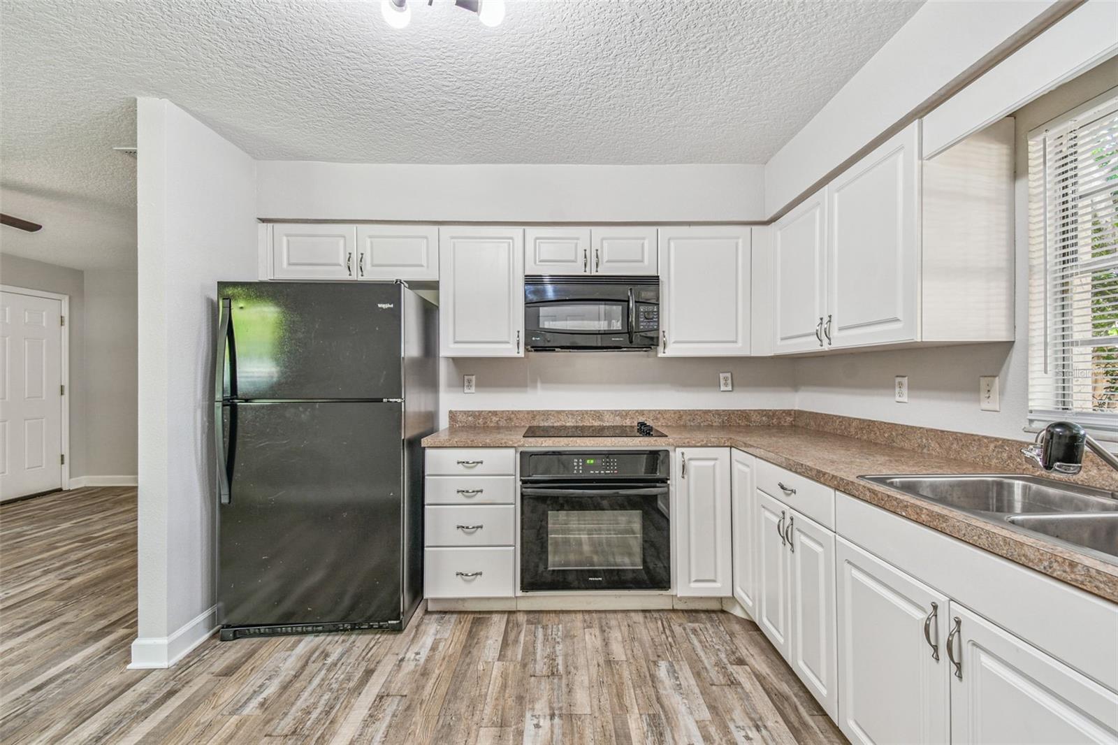 Image 7 of 56 For 5835 & 5839 12th Street