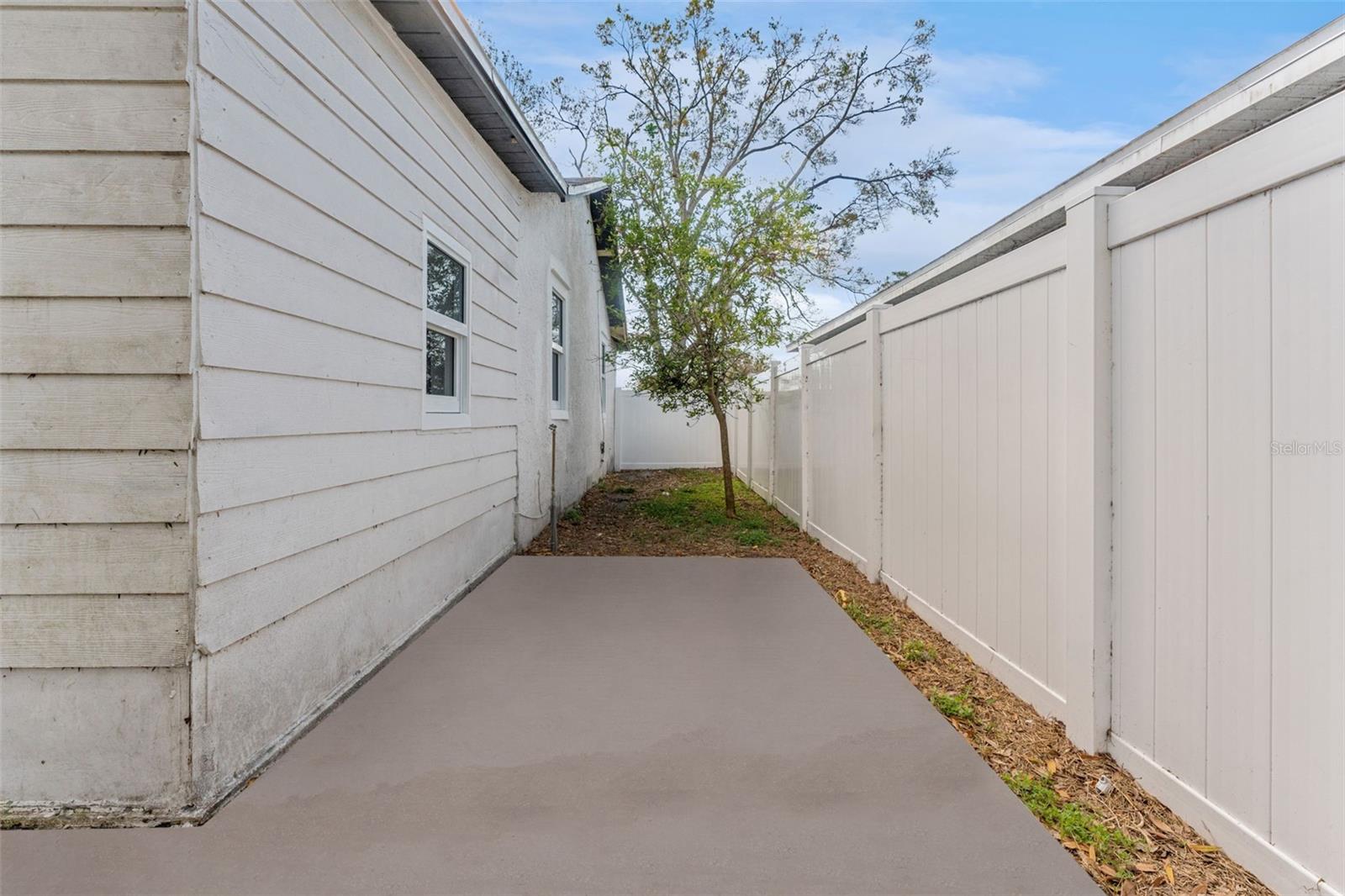 Image 22 of 27 For 3457 50th Avenue N