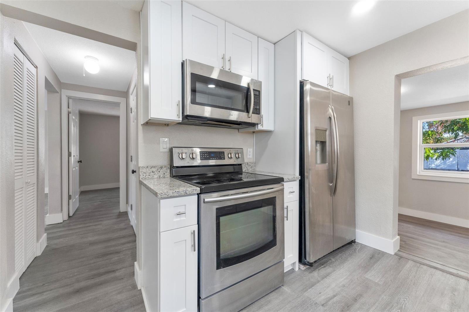 Image 3 of 27 For 3457 50th Avenue N