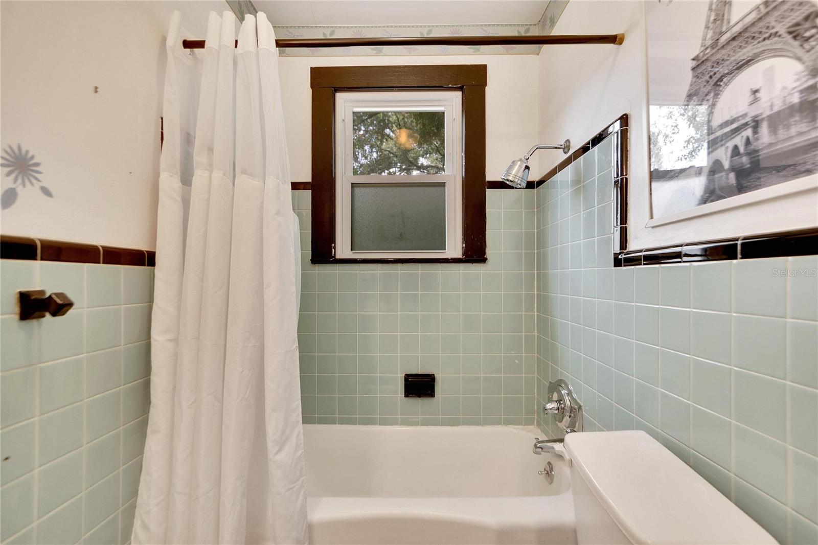 Image 41 of 53 For 11718 N Ola Ave
