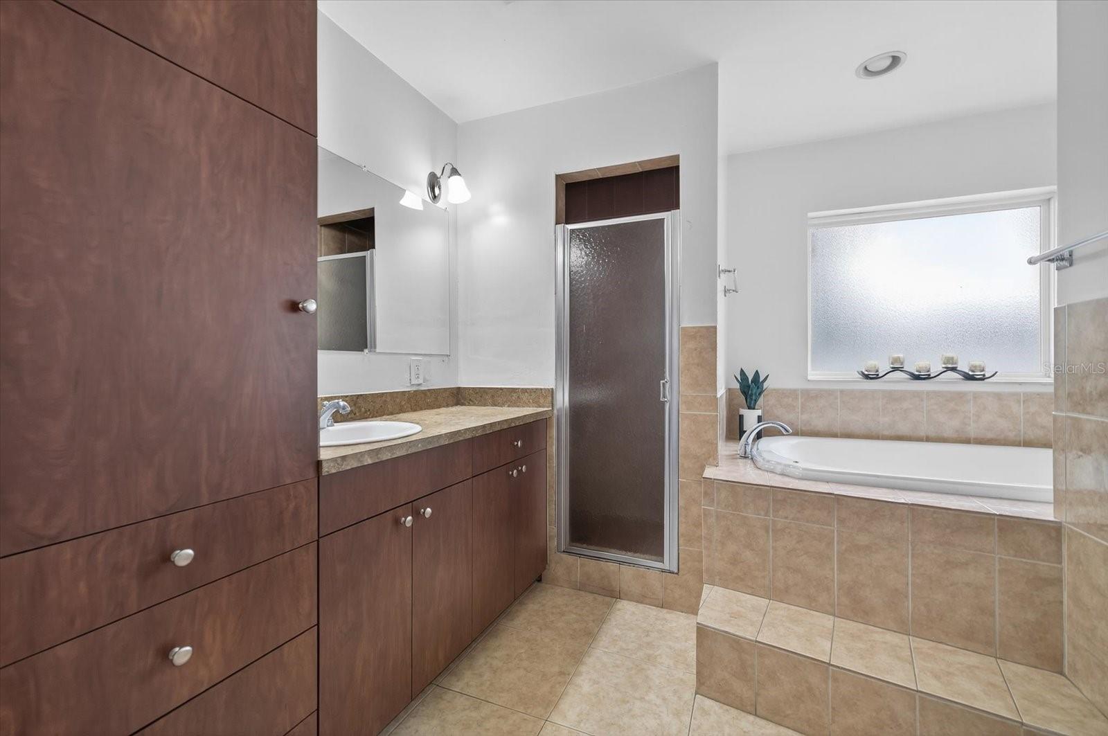 Image 13 of 28 For 420 Lewis Boulevard Se