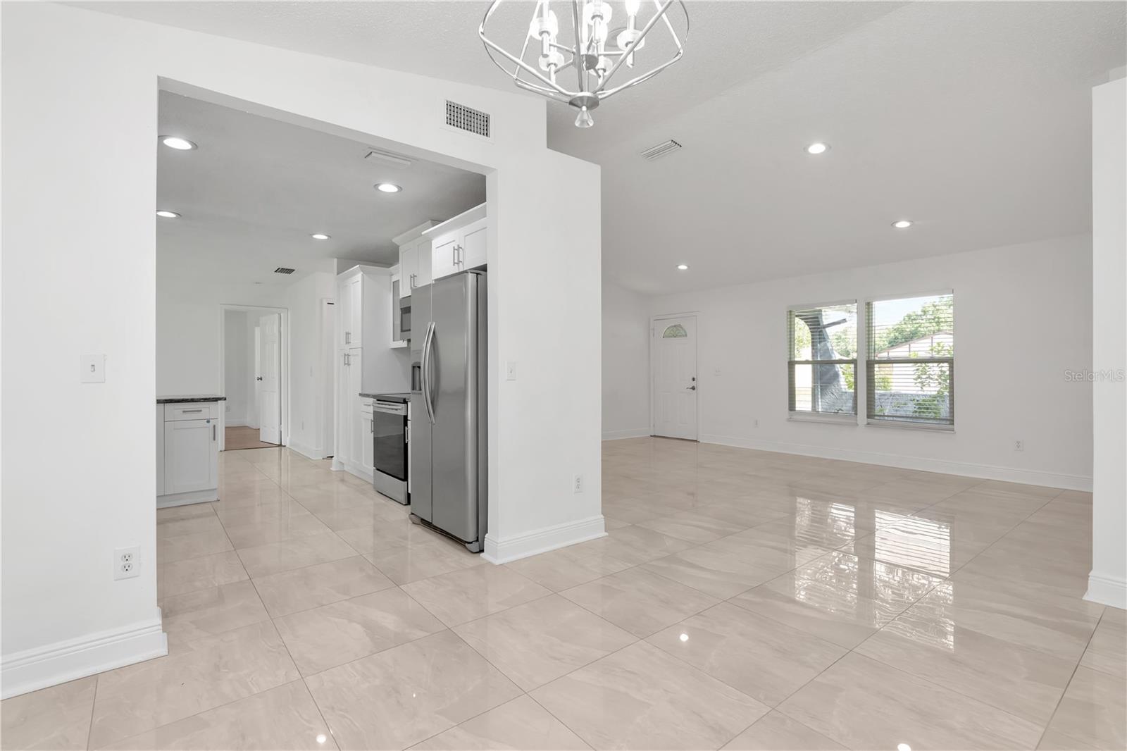 Image 10 of 36 For 5808 Silver Moon Avenue
