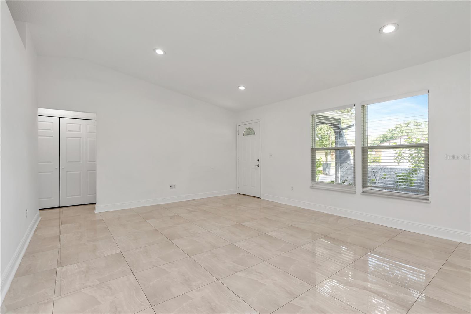 Image 7 of 36 For 5808 Silver Moon Avenue