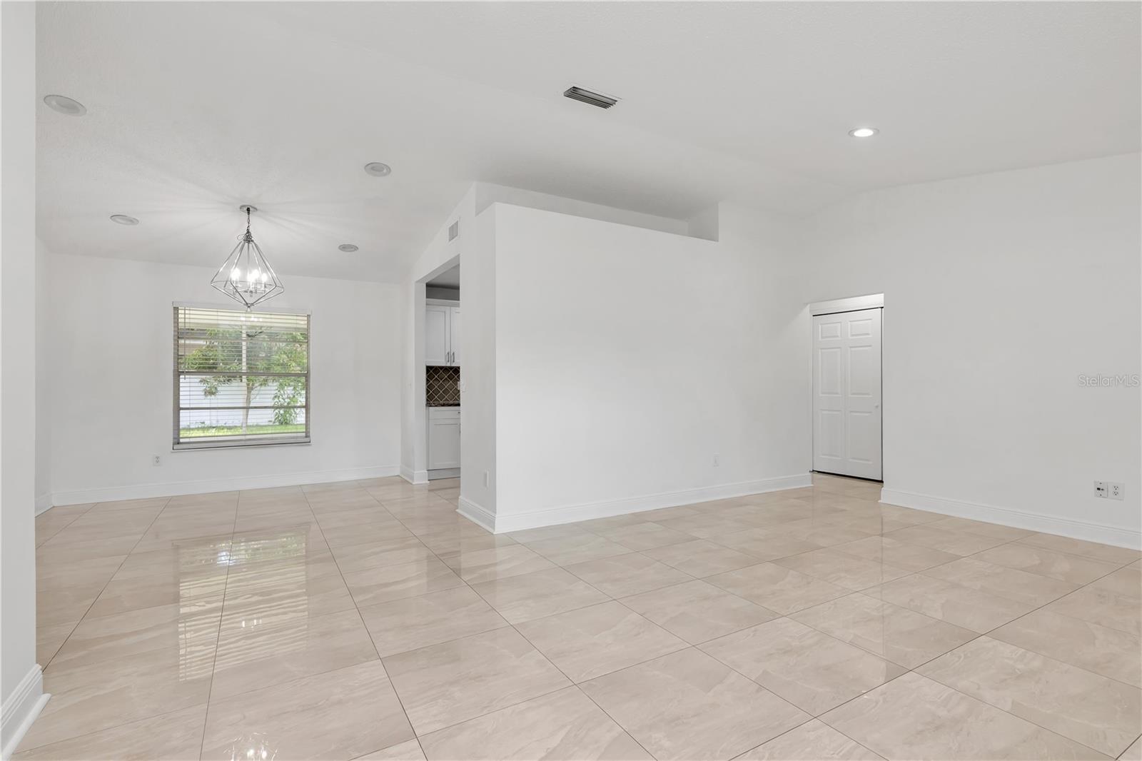 Image 8 of 36 For 5808 Silver Moon Avenue