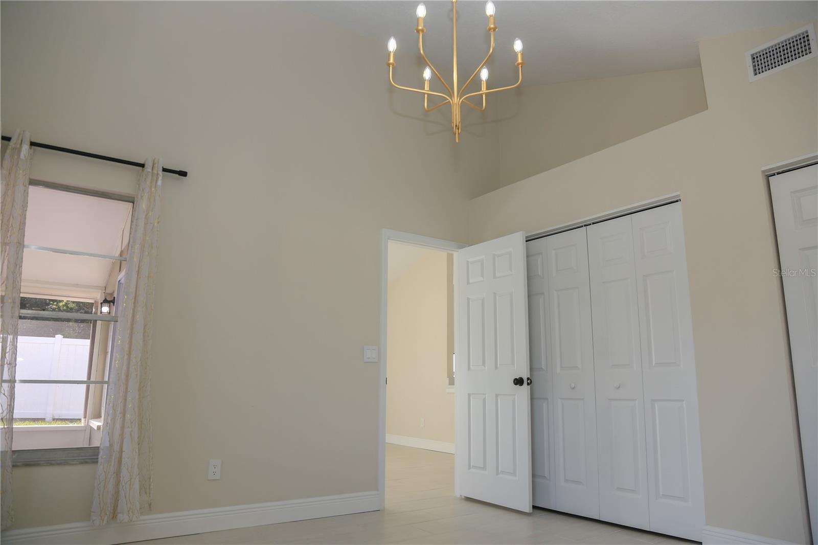 Image 11 of 32 For 5345 Southwick Drive