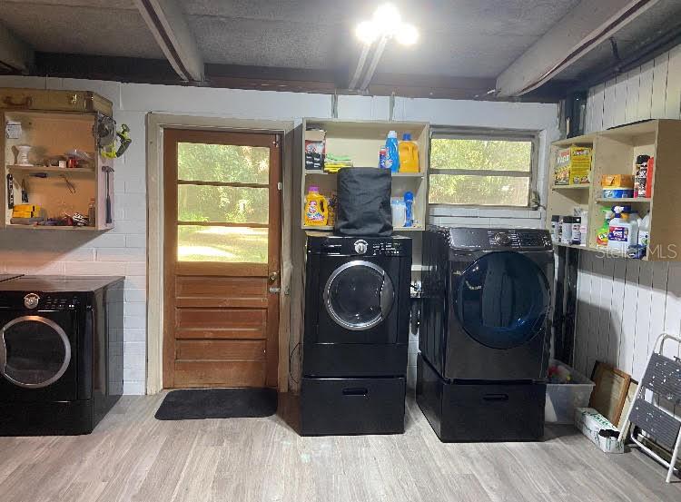 Image 21 of 32 For 813 22nd Street