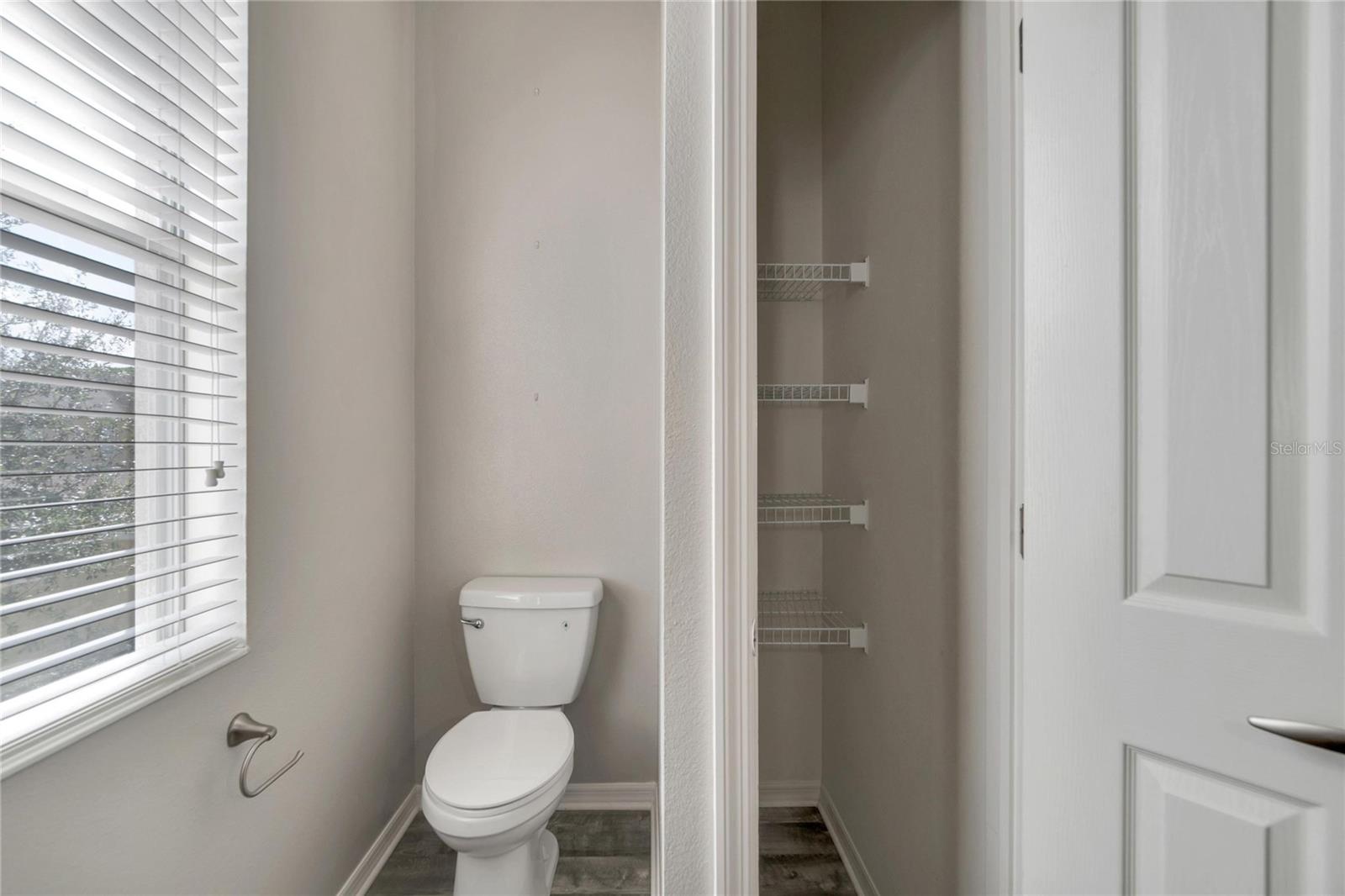 Image 35 of 64 For 7322 Trask Street