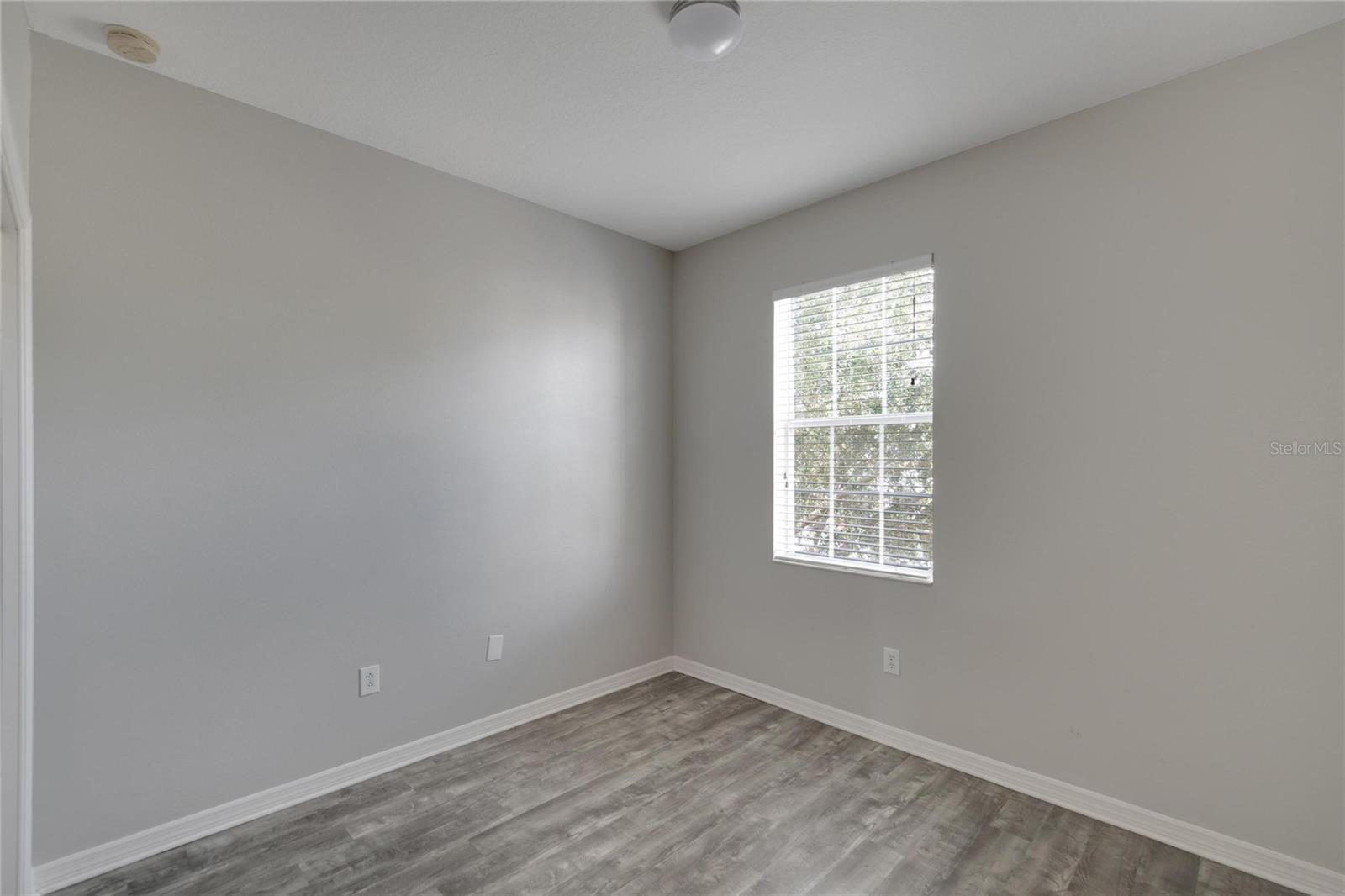 Image 41 of 64 For 7322 Trask Street