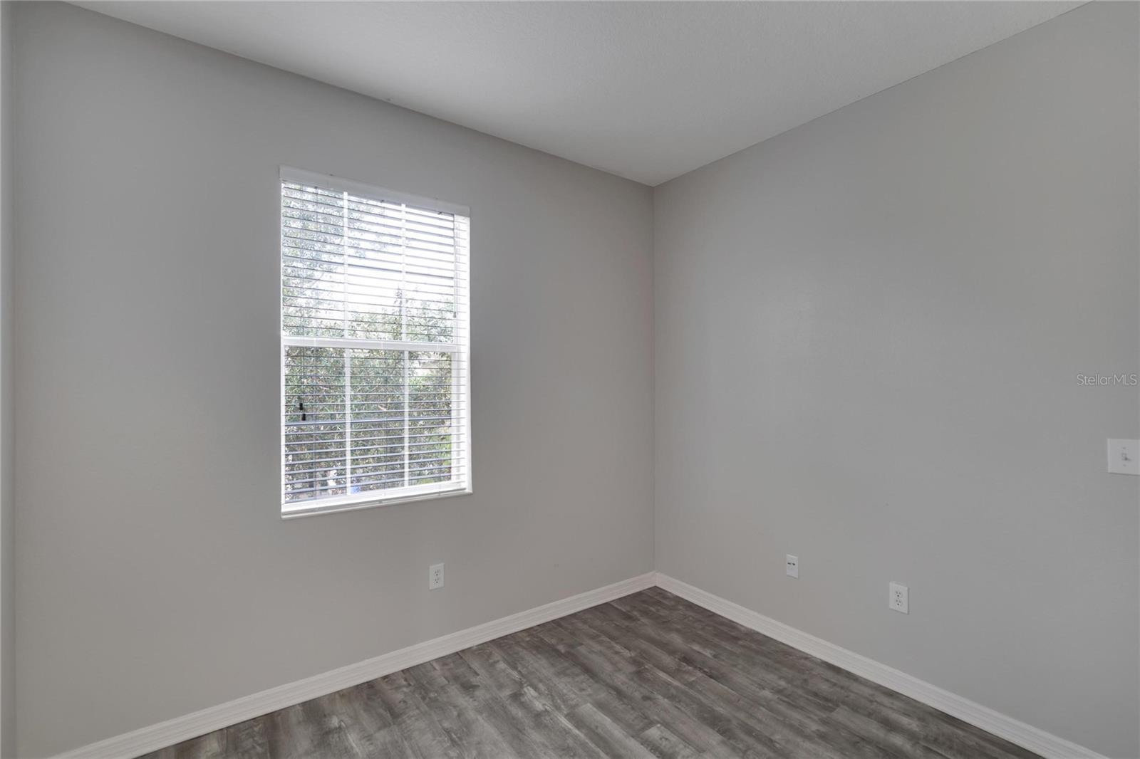 Image 43 of 64 For 7322 Trask Street