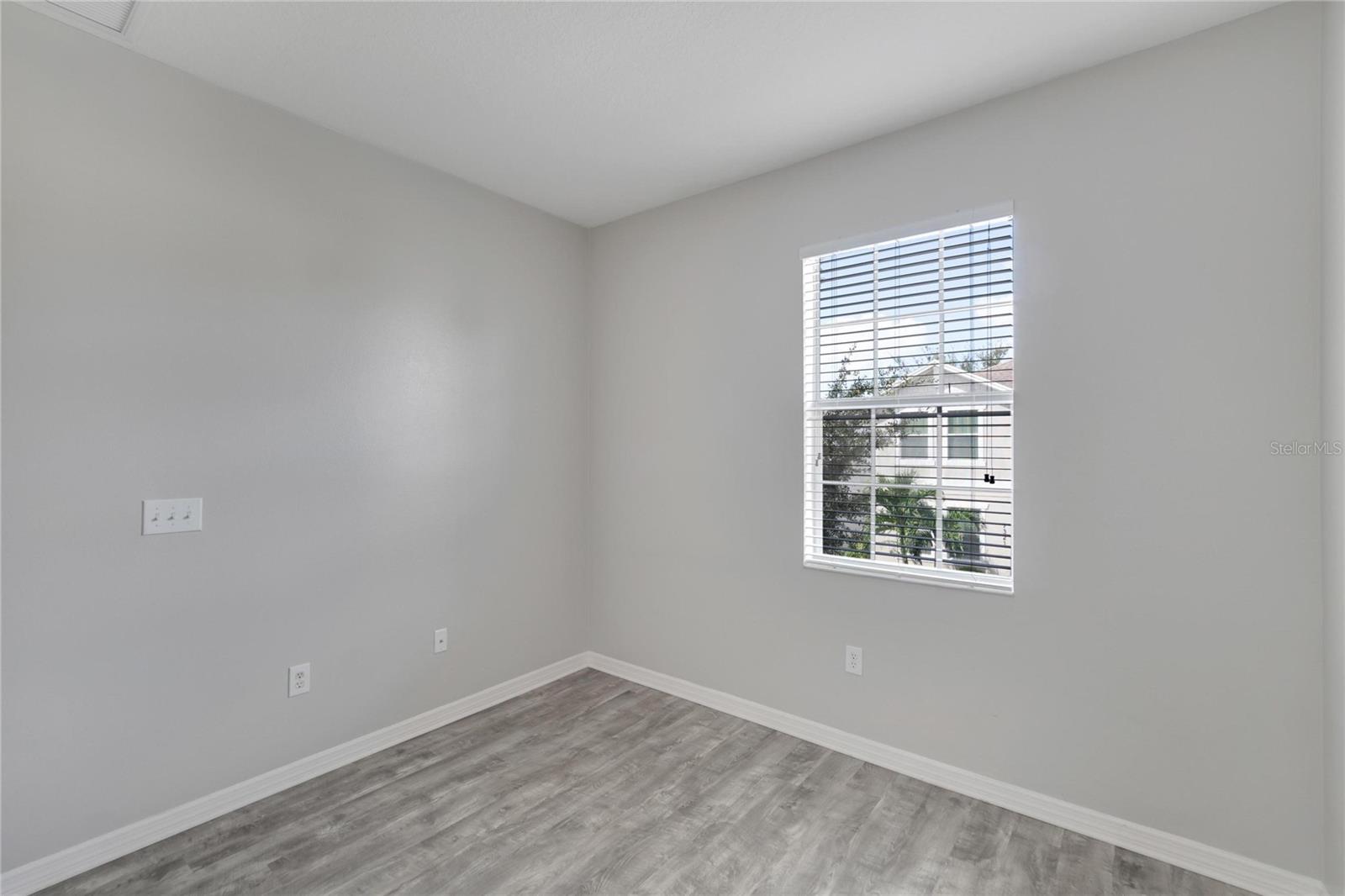 Image 46 of 64 For 7322 Trask Street