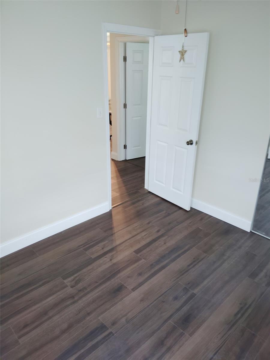 Image 10 of 12 For 1145 54th Avenue N