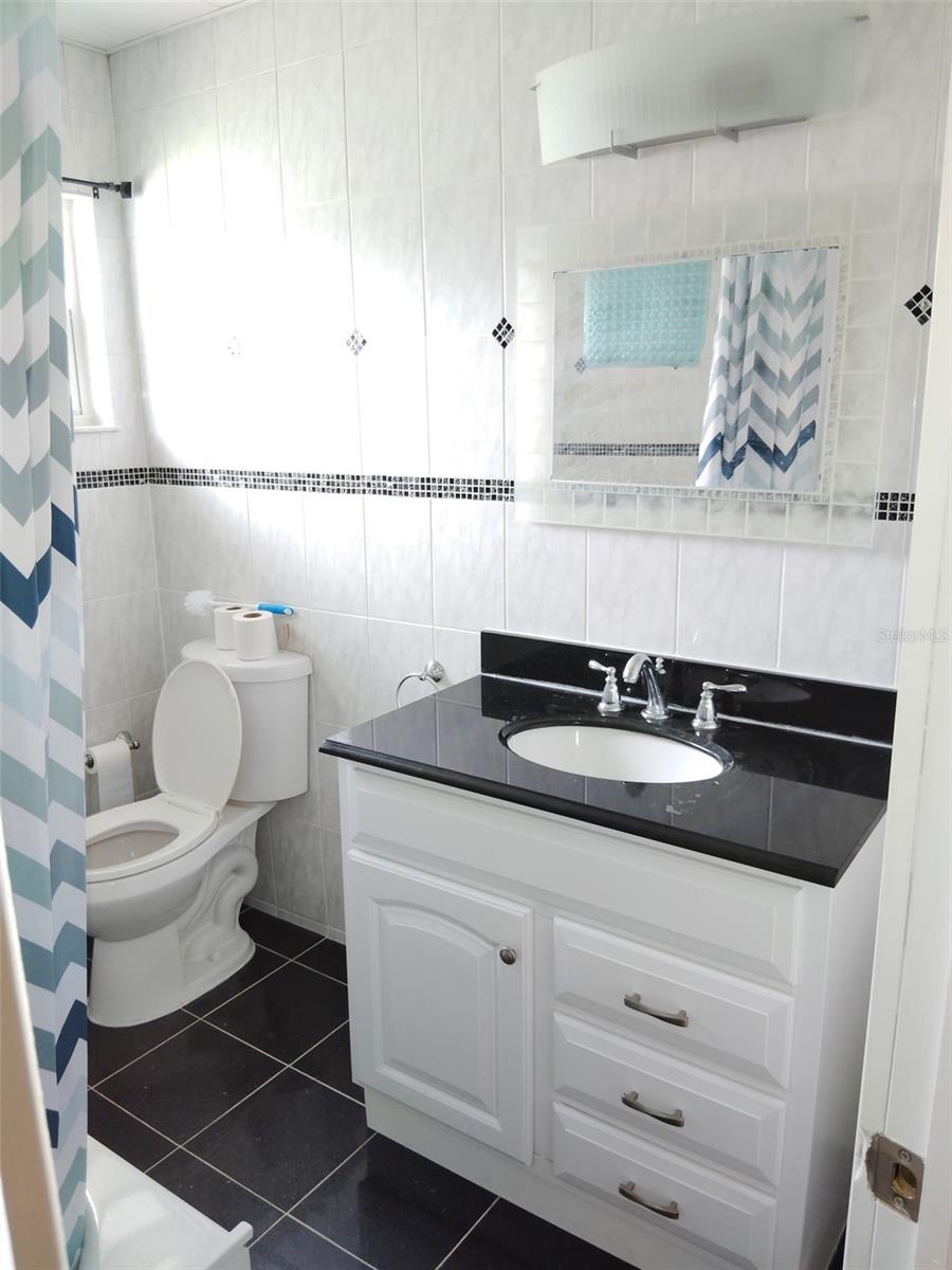 Image 8 of 12 For 1145 54th Avenue N