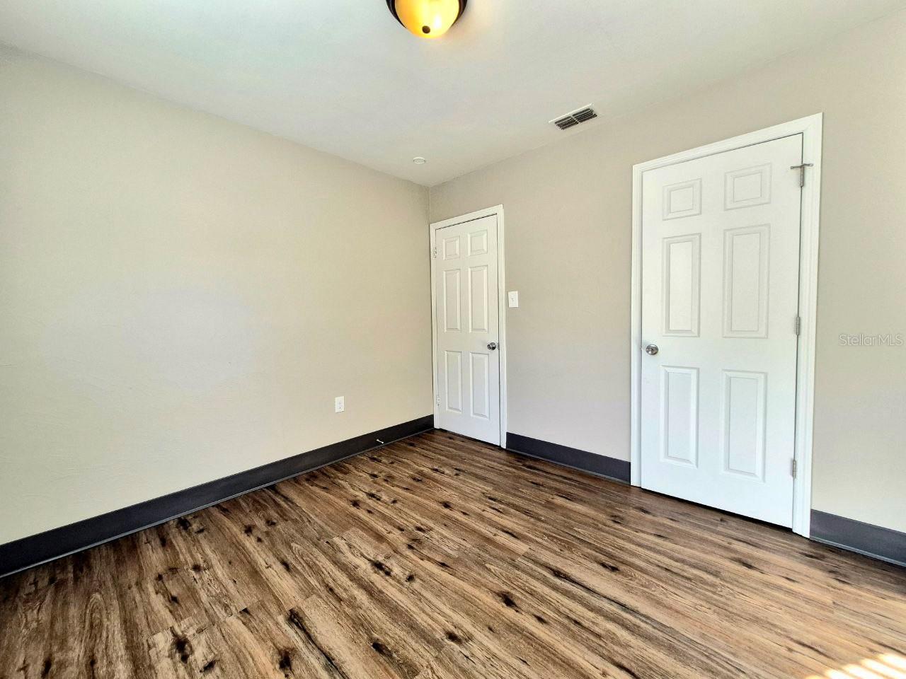 Image 20 of 29 For 1725 Arch Street