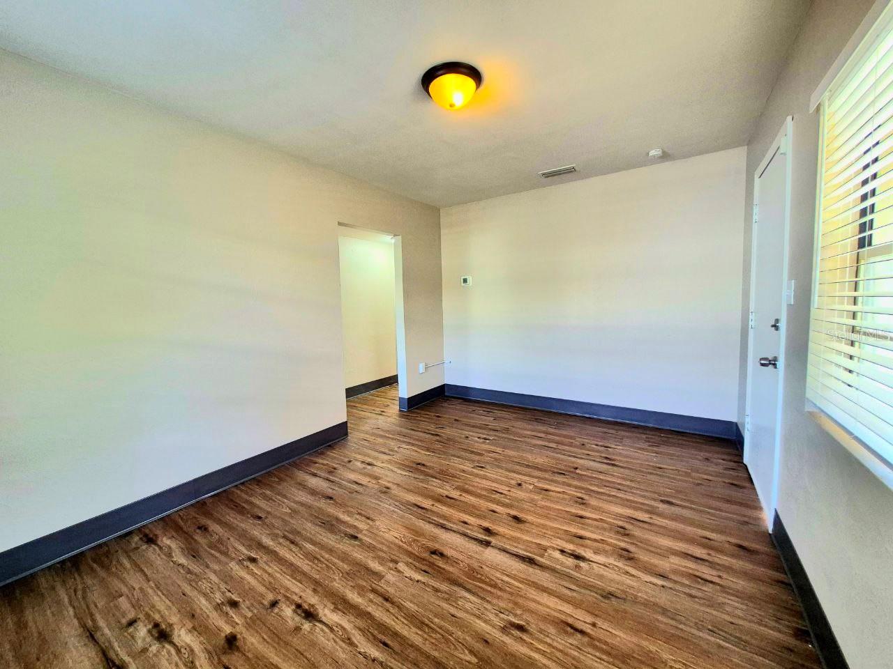 Image 8 of 29 For 1725 Arch Street