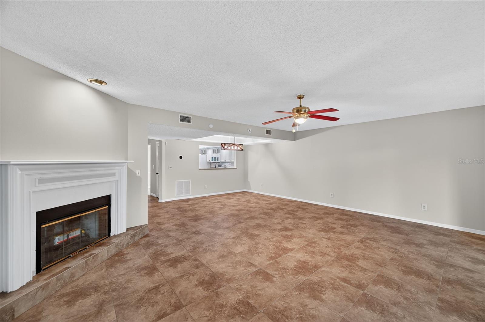 Image 23 of 92 For 13734 Marseilles Court
