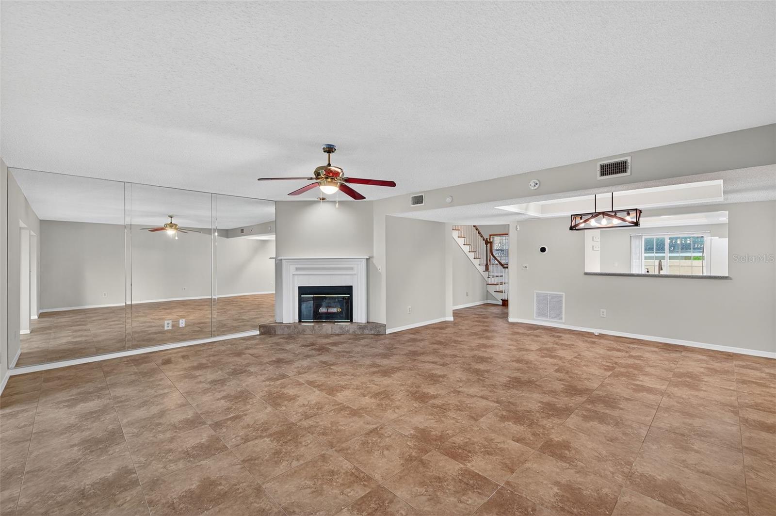Image 24 of 92 For 13734 Marseilles Court