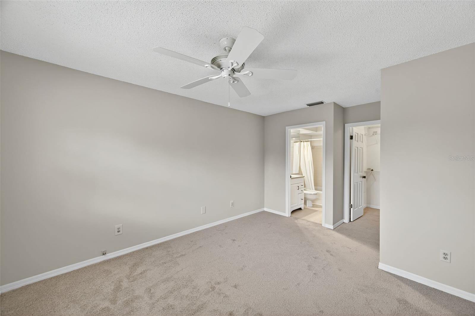 Image 38 of 92 For 13734 Marseilles Court