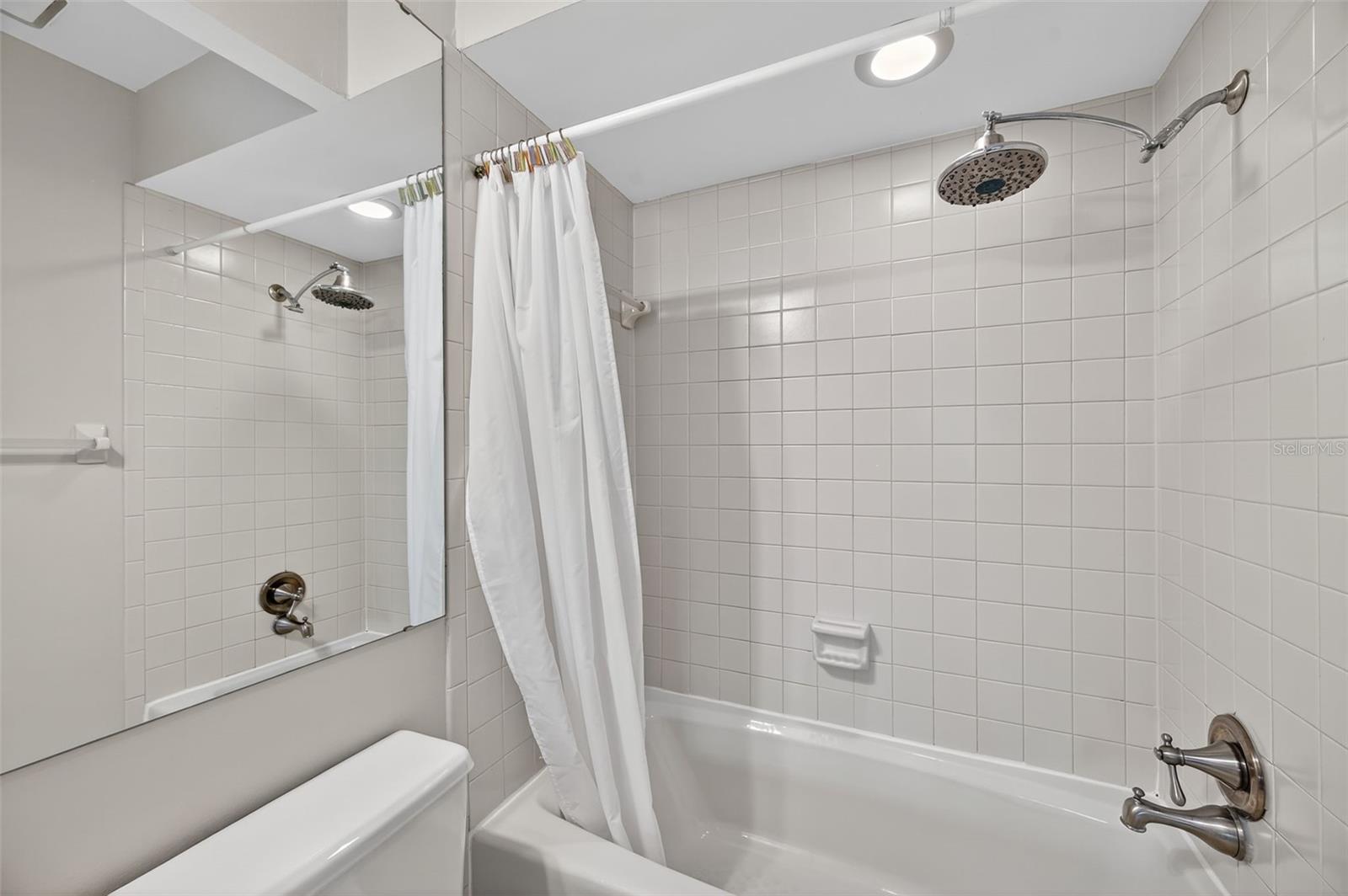 Image 40 of 92 For 13734 Marseilles Court