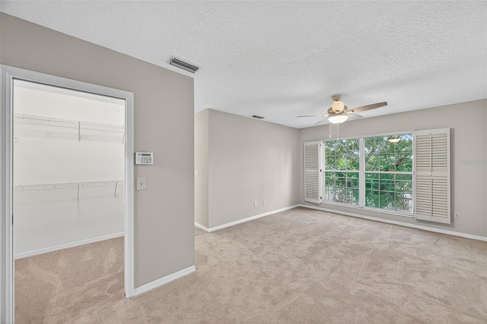 Image 41 of 92 For 13734 Marseilles Court