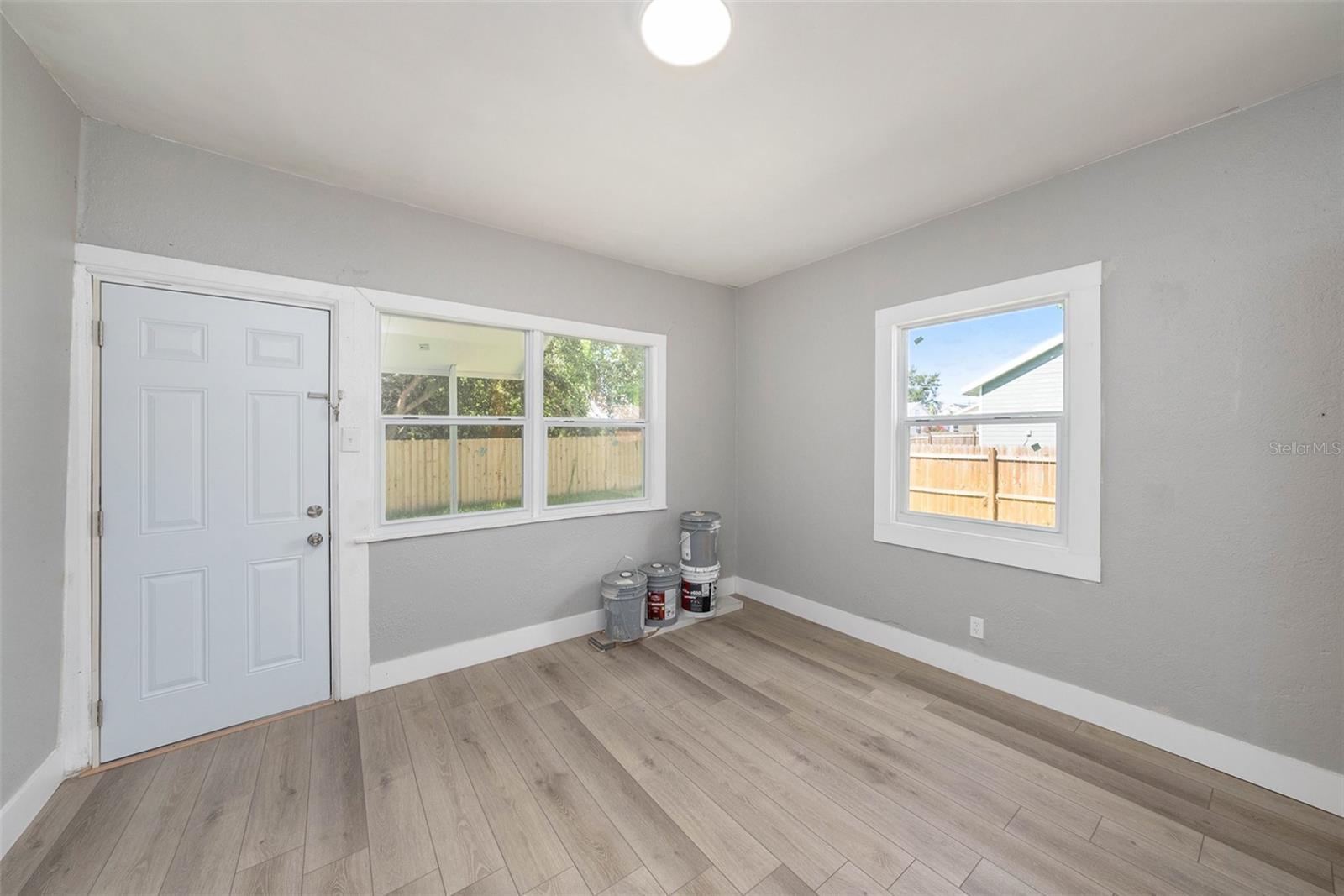 Image 16 of 23 For 2920 17th Street