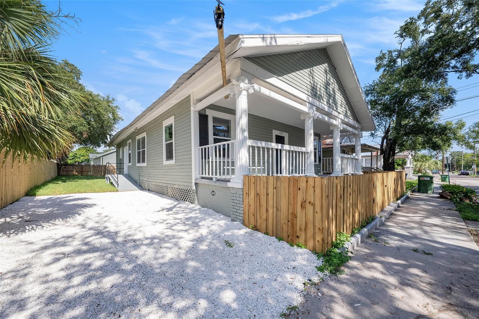 Image 2 of 23 For 2920 17th Street