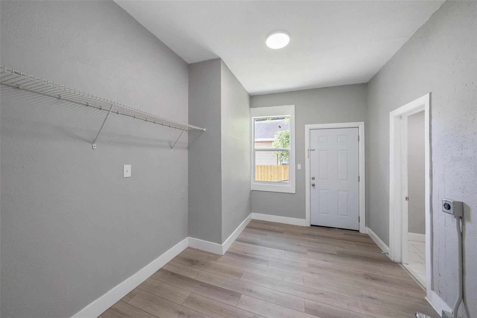 Image 20 of 23 For 2920 17th Street
