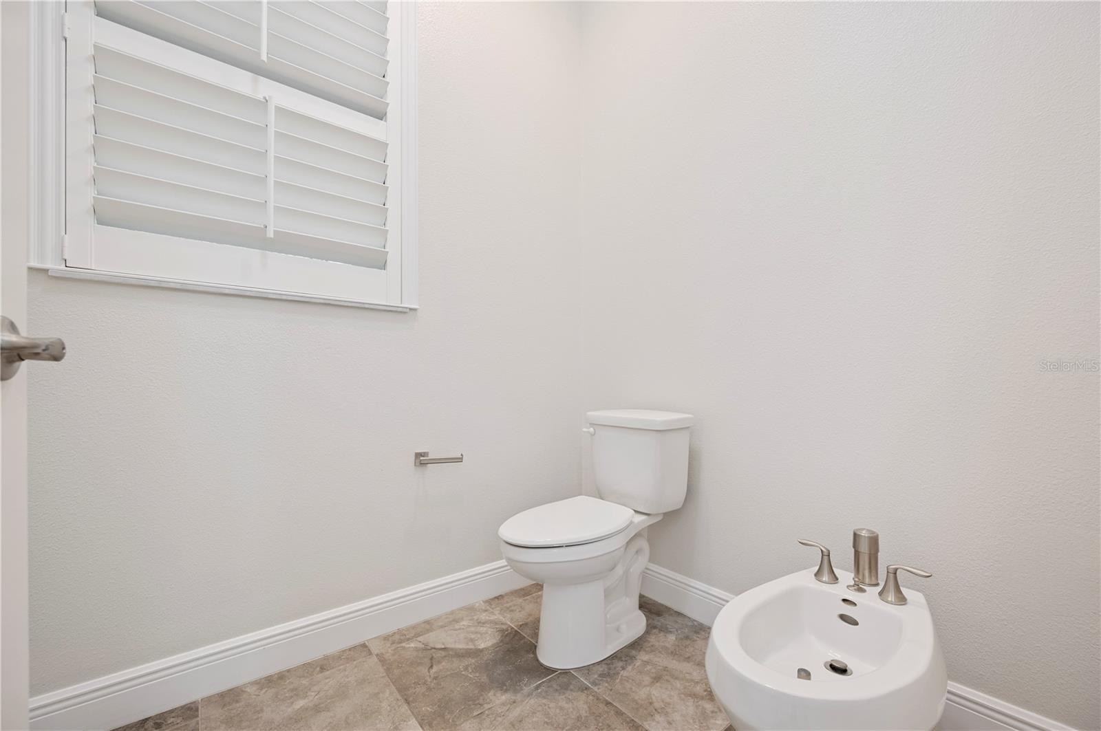 Image 36 of 100 For 3609 Lonzalo Way