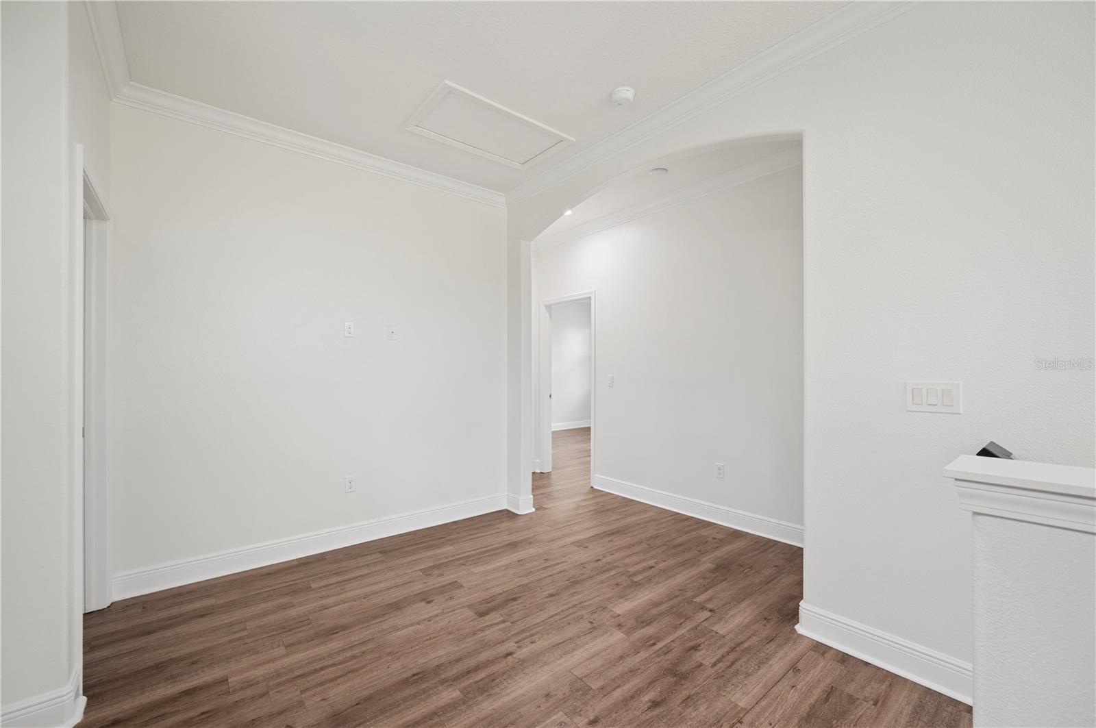 Image 54 of 100 For 3609 Lonzalo Way