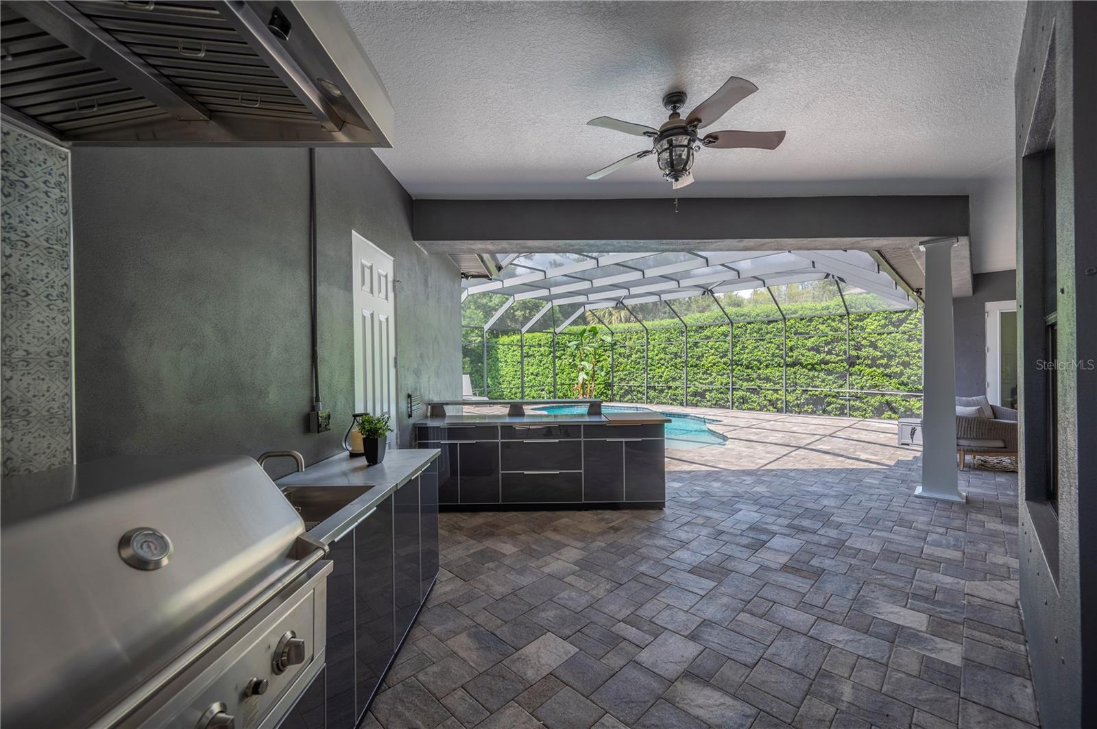 Image 72 of 100 For 3609 Lonzalo Way