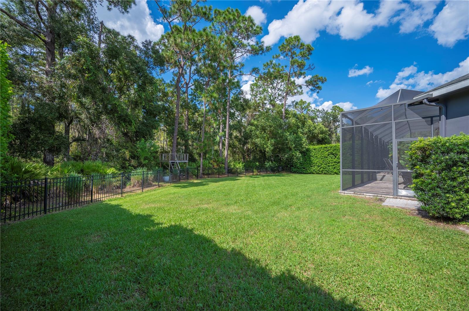 Image 83 of 100 For 3609 Lonzalo Way