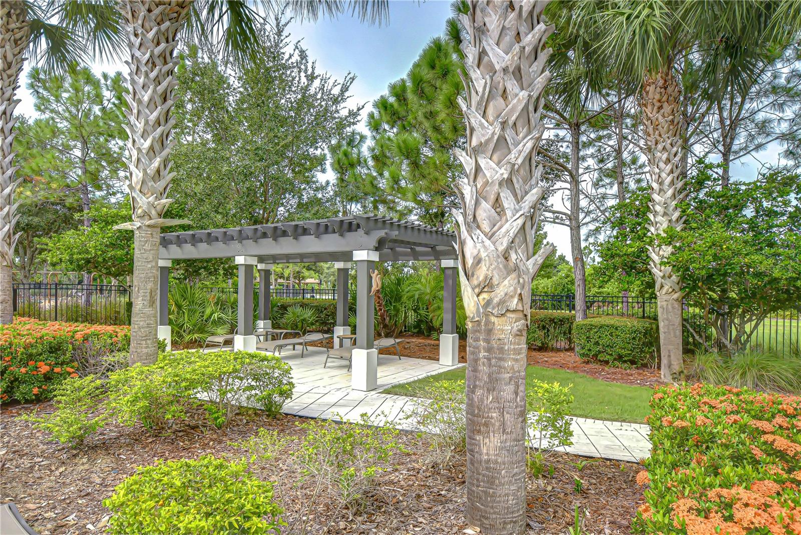 Image 71 of 82 For 13318 Fawn Lily Drive