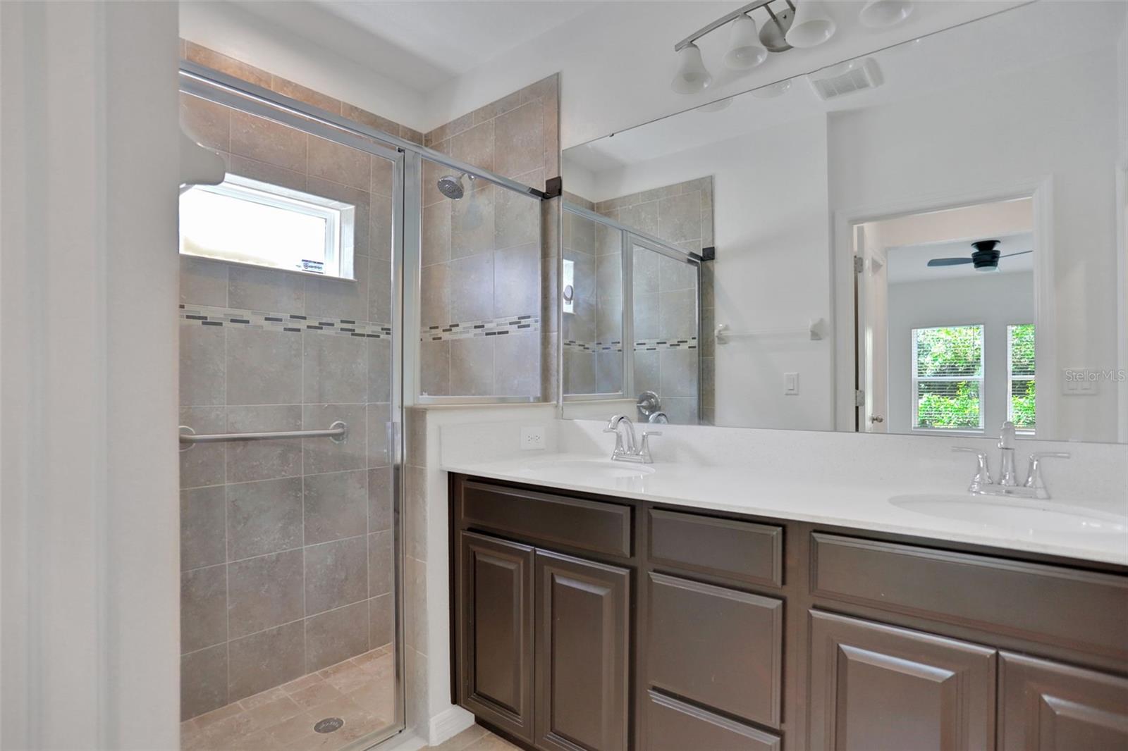 Image 11 of 30 For 11338 Leland Groves Drive