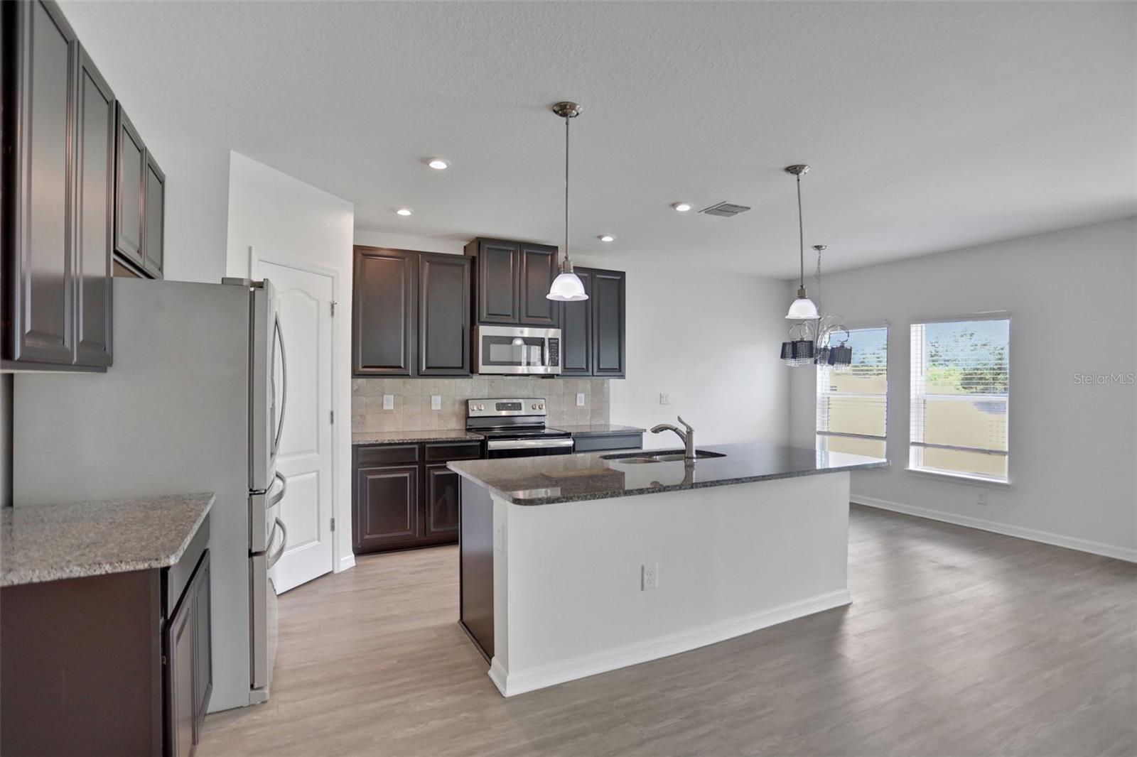 Image 3 of 30 For 11338 Leland Groves Drive