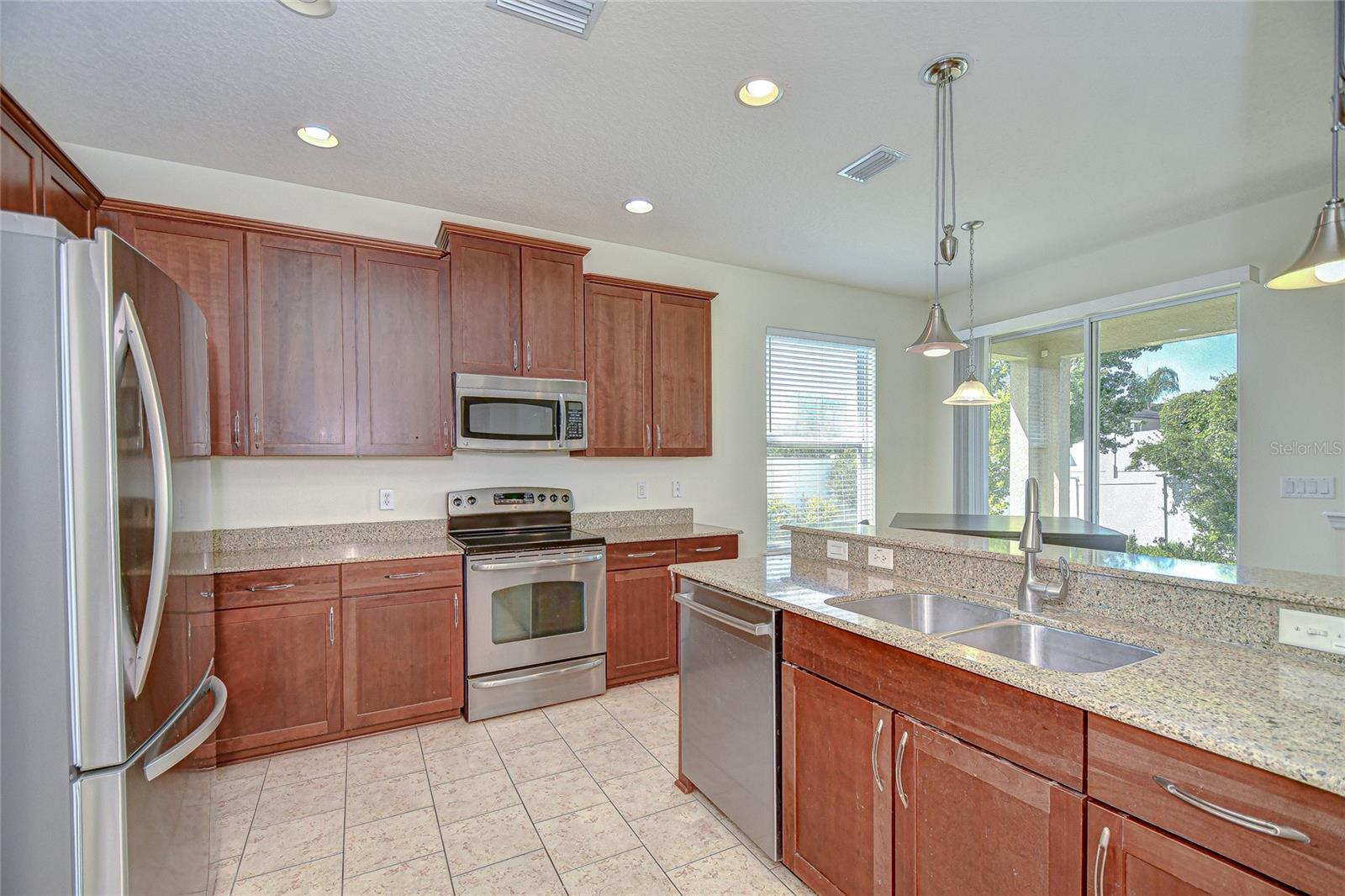 Image 17 of 58 For 2611 Red Fern Drive