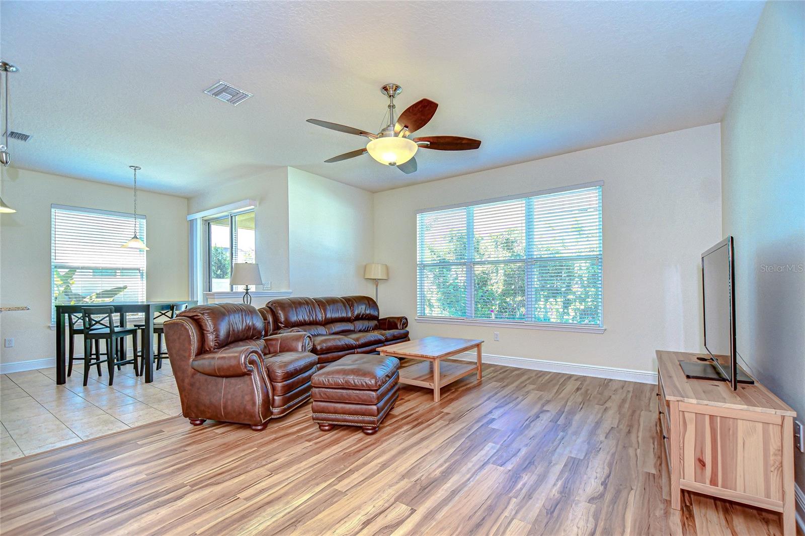 Image 9 of 58 For 2611 Red Fern Drive