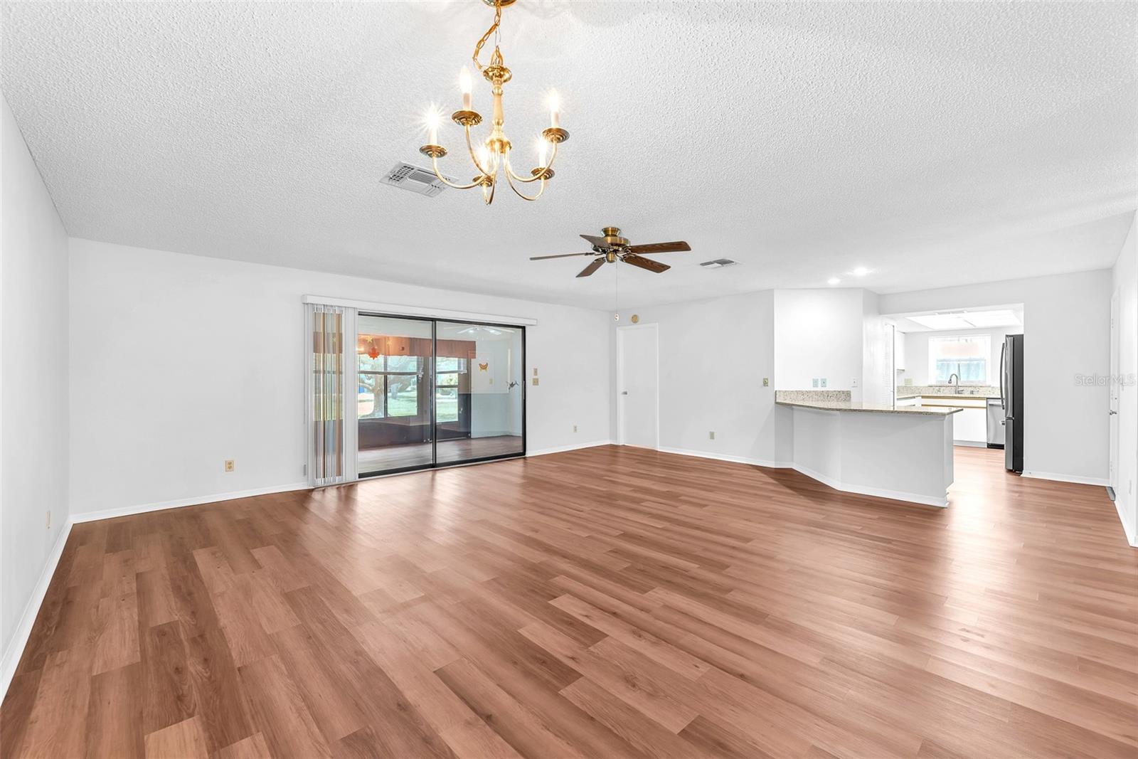 Image 2 of 39 For 904 Sun Key Court