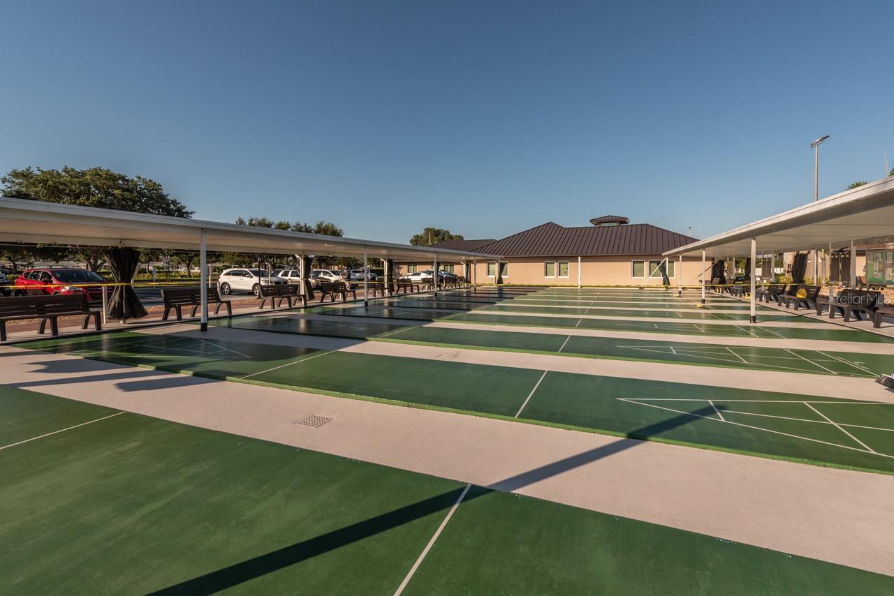 Image 24 of 39 For 904 Sun Key Court