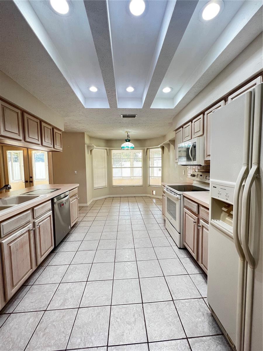 Image 4 of 15 For 8642 Cypress Lakes Boulevard