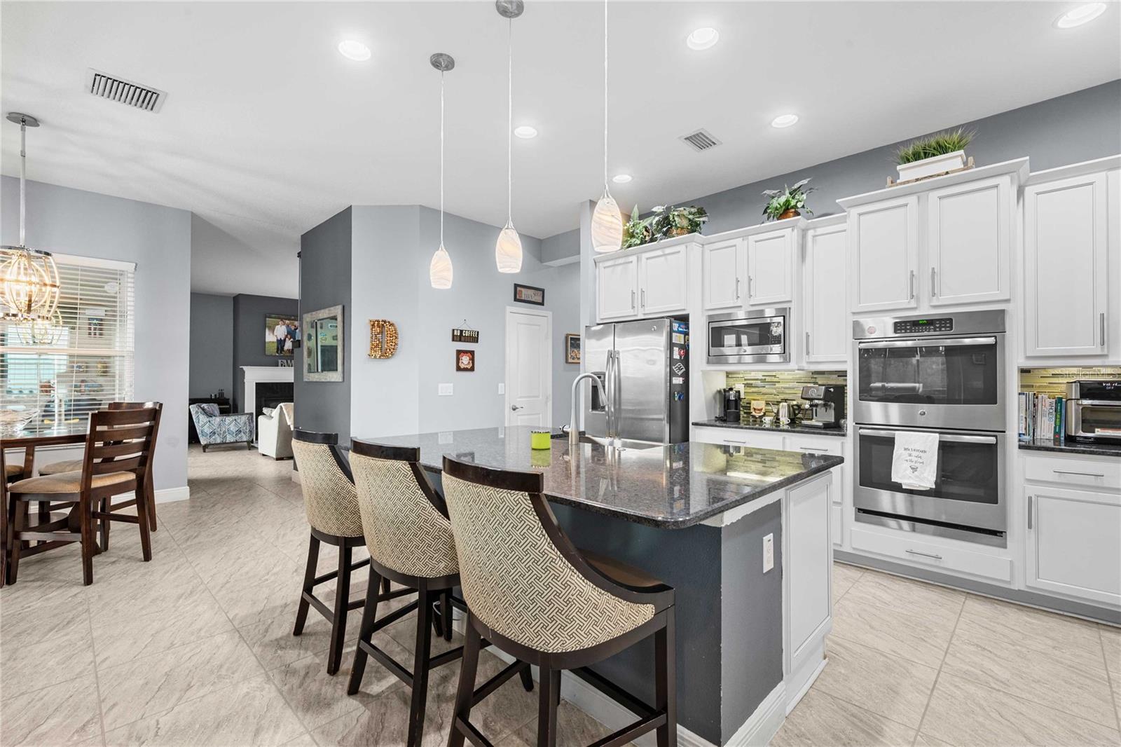Image 22 of 66 For 2611 Coco Palm Circle