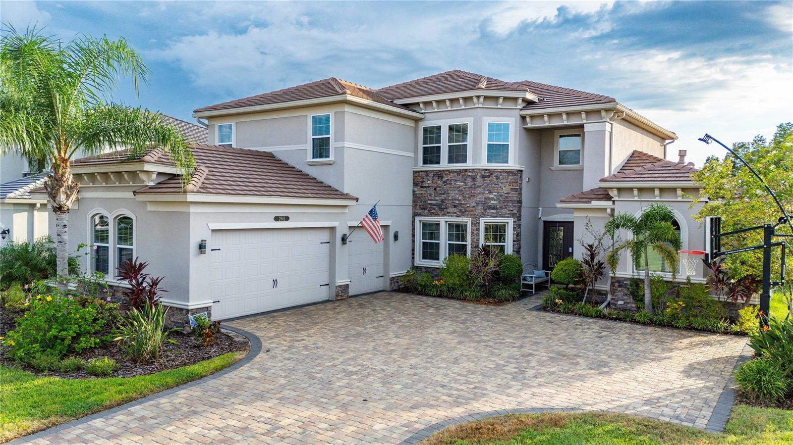 Image 58 of 66 For 2611 Coco Palm Circle