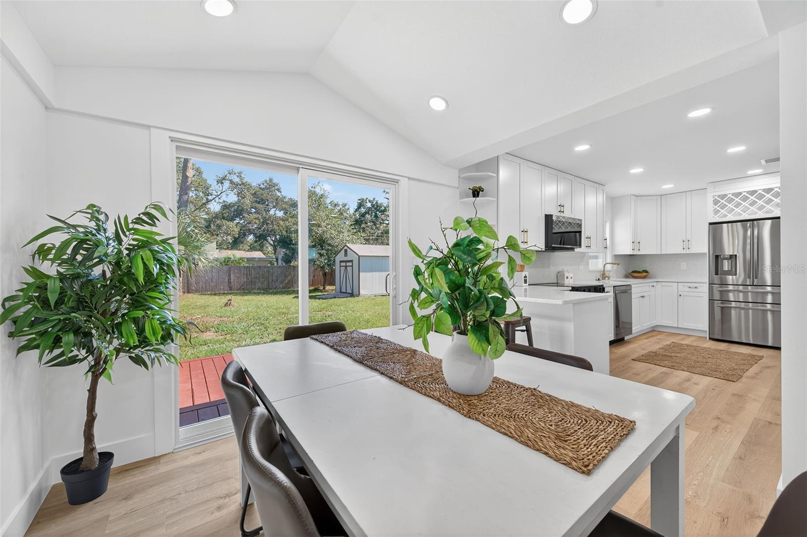 Image 12 of 59 For 1900 Harding Street
