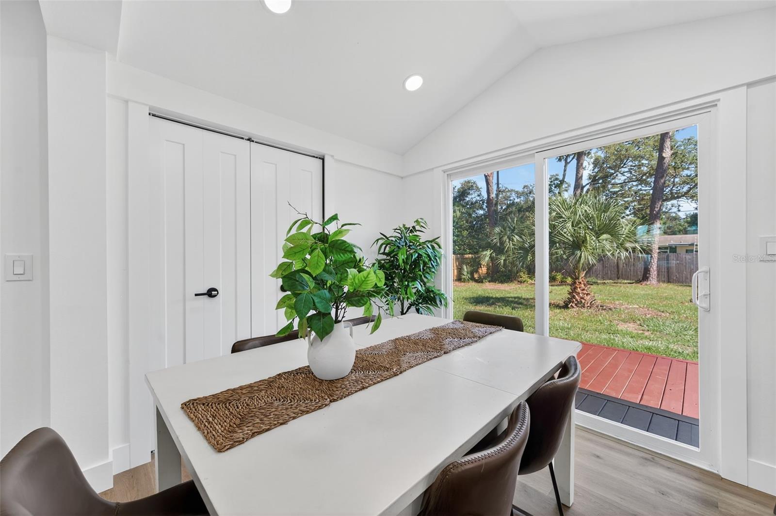 Image 15 of 59 For 1900 Harding Street