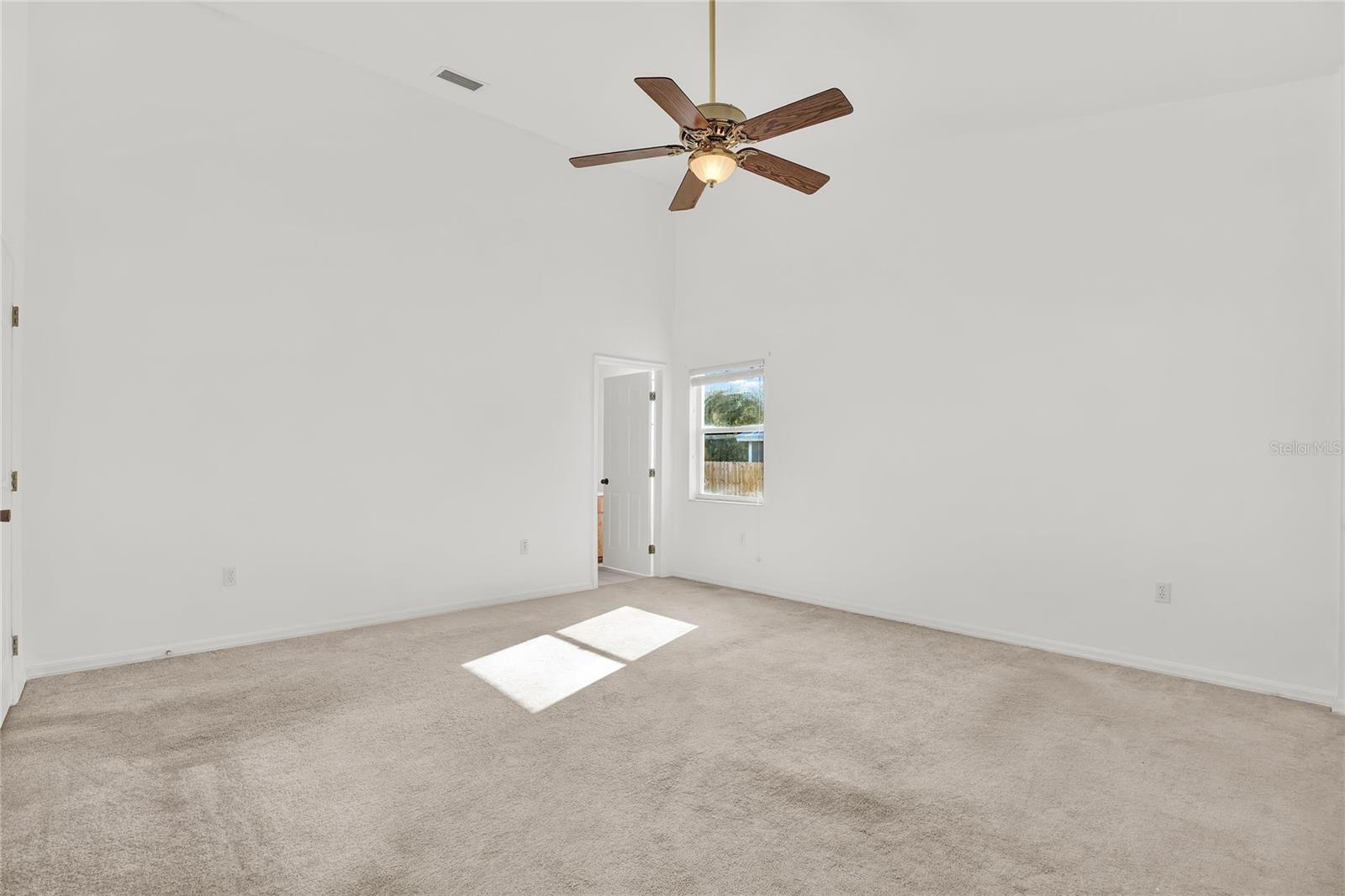 Image 14 of 30 For 18275 Brookhaven Drive