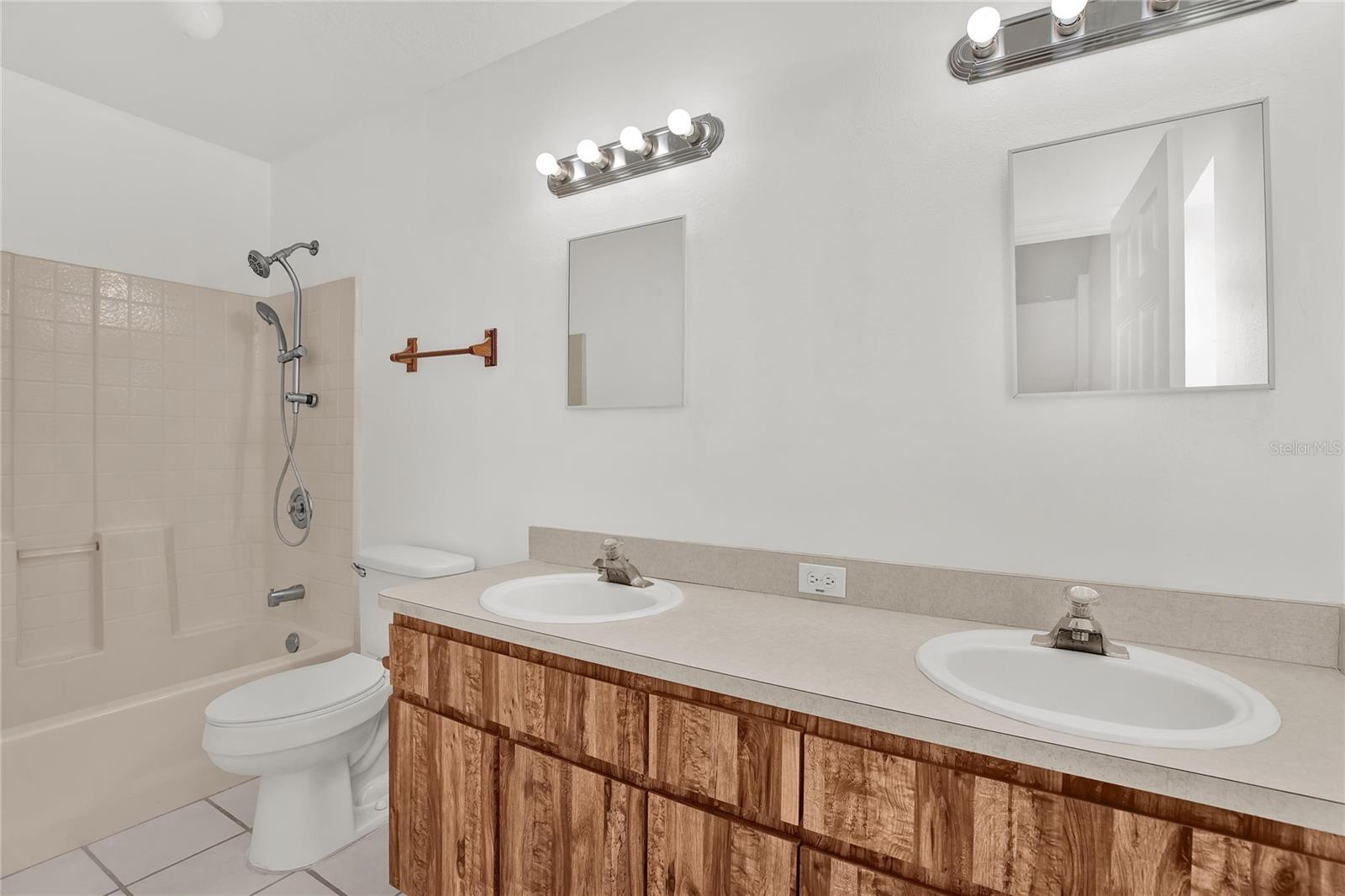 Image 16 of 30 For 18275 Brookhaven Drive