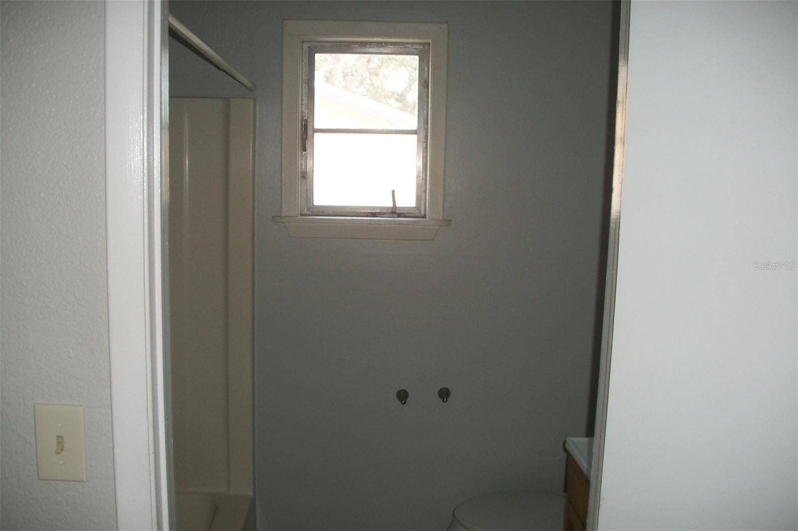 Image 11 of 23 For 1574 Madison Avenue