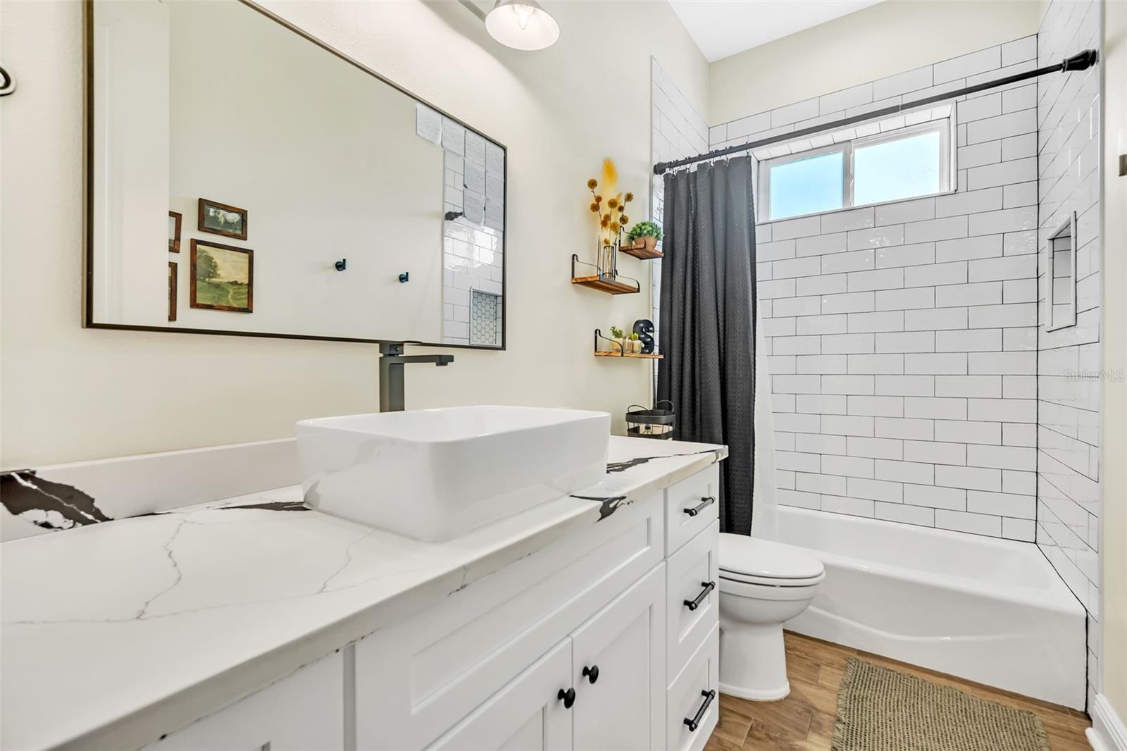 Listing photo id 19 for 4486 Miley Road
