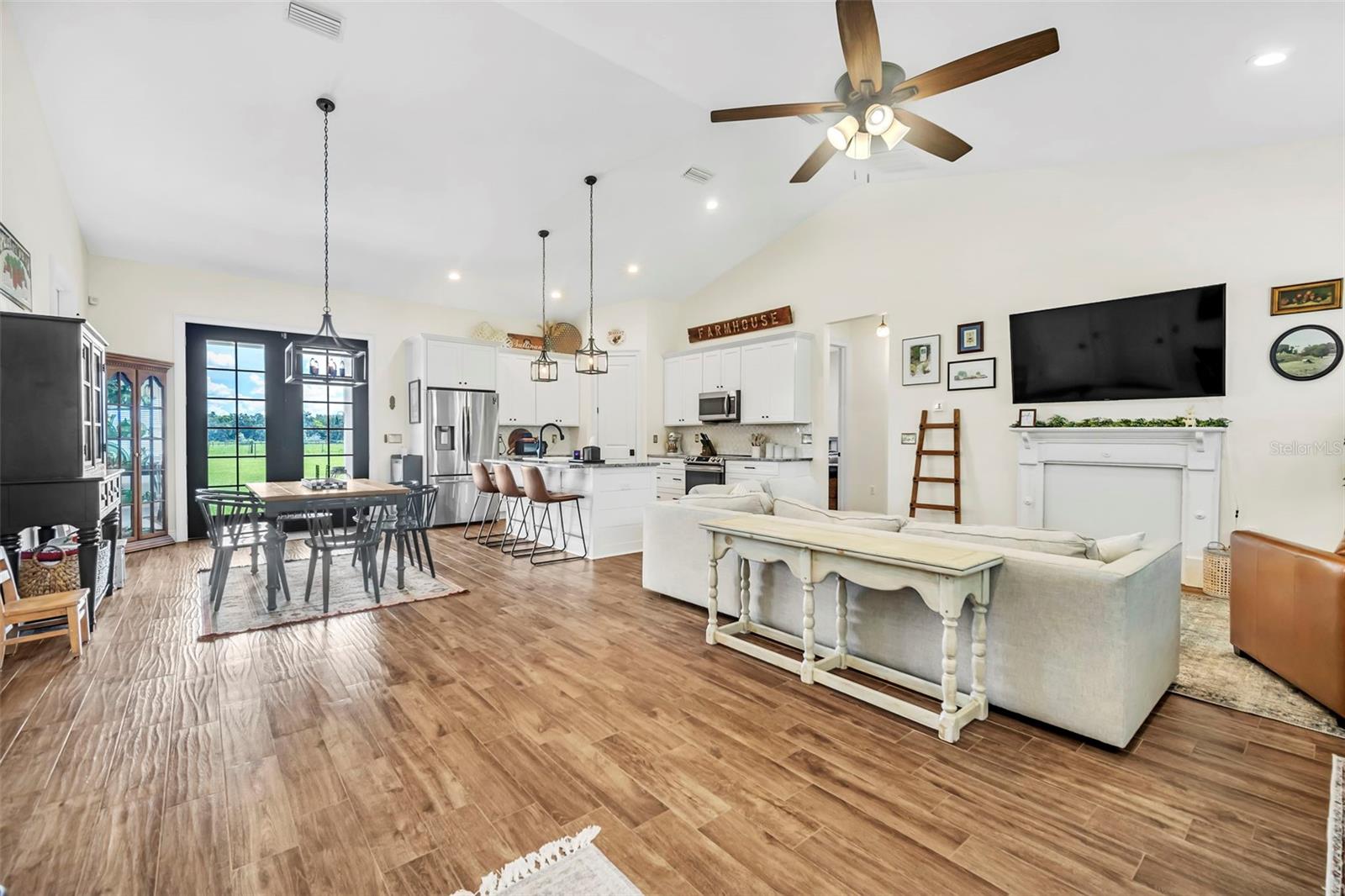 Listing photo id 3 for 4486 Miley Road